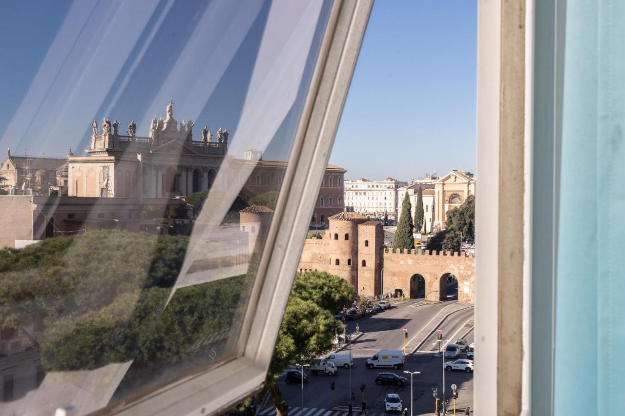 Laterano View By In